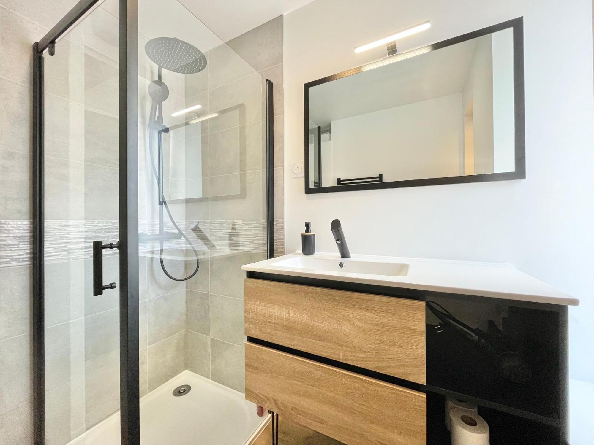 Le Calloch 2D - Studio 4 Etoiles - Quartier Gare - Wifi - Netflix Quimper Esterno foto